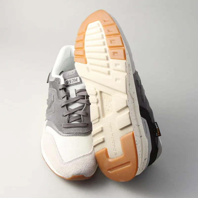 New Balance CM997HTO - Black/White-4